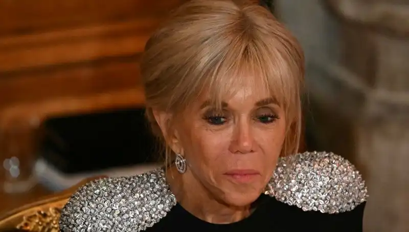 First Lady Davasında Şok Gelişme: "Erkek Olarak Doğdu" Yalanı Çöktü