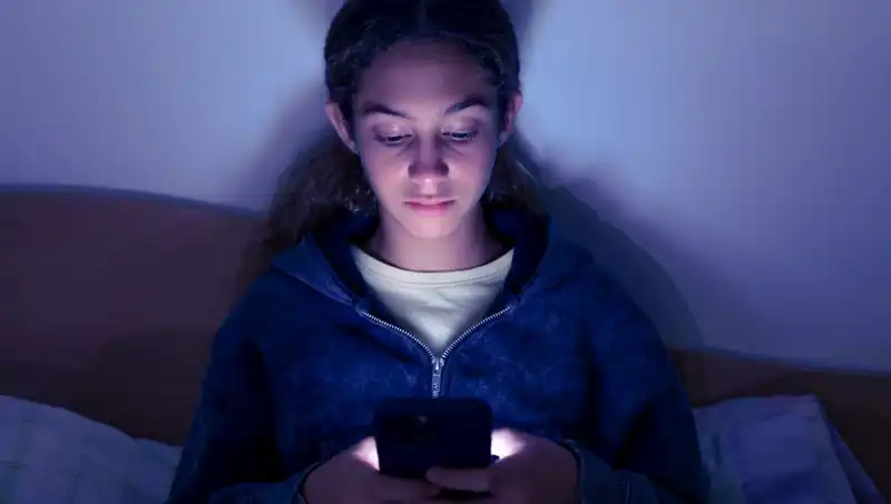 Sosyal Medyada Hayat Kurtaracak Bilgiler: Ergenlerin Peşinden Koştuğu Tehlikeli Trendler