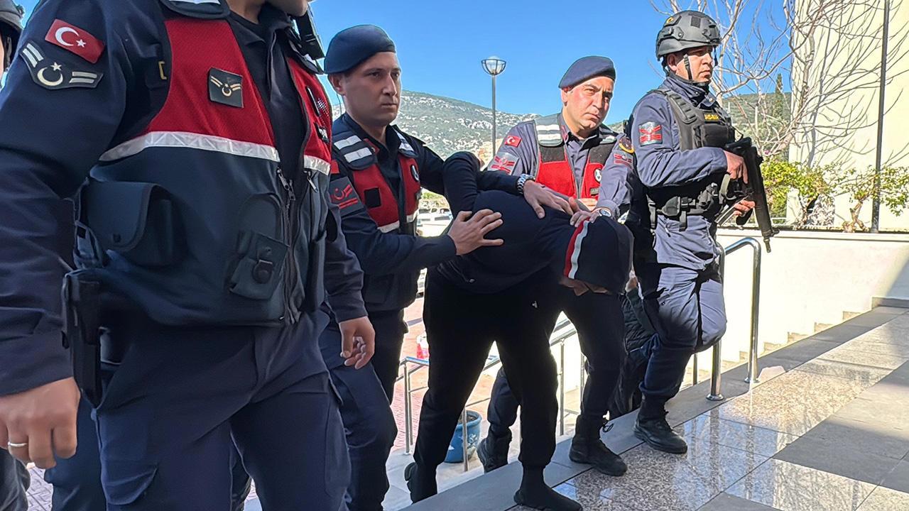 Interpol aranan kişi Bodrum'da yakalandı