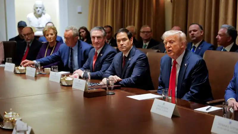 Trump, ABD Kabinesindeki Musk ve Rubio Tartışmalarını Nasıl Yalanladı?