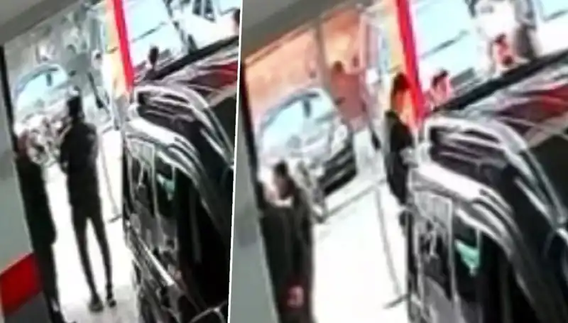 İstanbul'da Galeriye Yapılan El Yapımı Patlayıcı Saldırısı! Ne Oluyor?