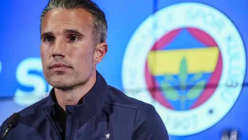 Robin van Persie, Fenerbahçe’nin Tur Şansını Açıkladı: Yüzde Kaç?