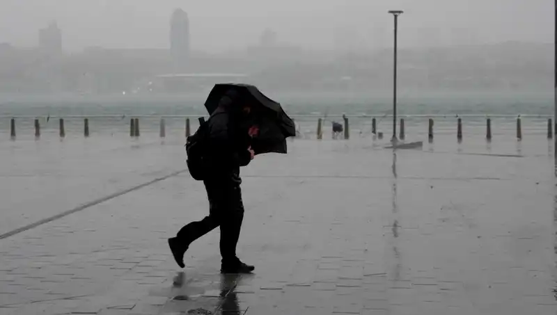 Marmara Bölgesi’nde Ani Hava Değişimi Sıcaklıkları Düşürdü