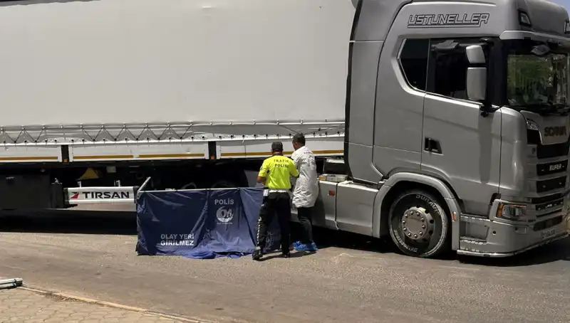 Gaziantep'te Feci TIR Kazası: İki Can Yitip Gitti
