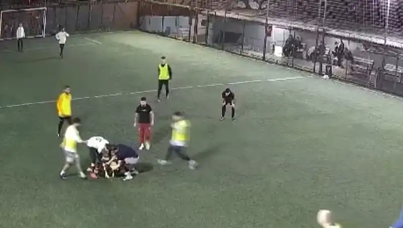 İki Halı Sahada Trajik Olay: Hayatını Kaybedenler Yüreğimizi Dağladı