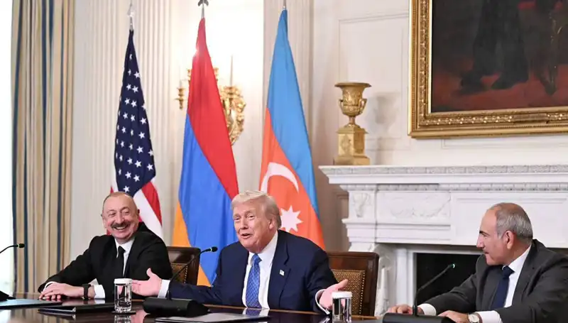Aliyev’den Ermenistan’a Anayasa Üzerine Dikkat Çekici Çağrı: Zaman Kaybetmemeli