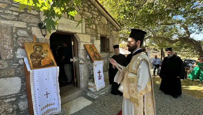 Bozcaada'da Geleneksel Aya Paraskevi Günü Ayini Coşkuyla Gerçekleşti