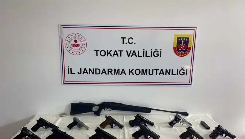 Tokat'ta Kaçak Silah Operasyonu: 2 Kişi Yakalandı, Ayrıntılar Şaşırtıyor!