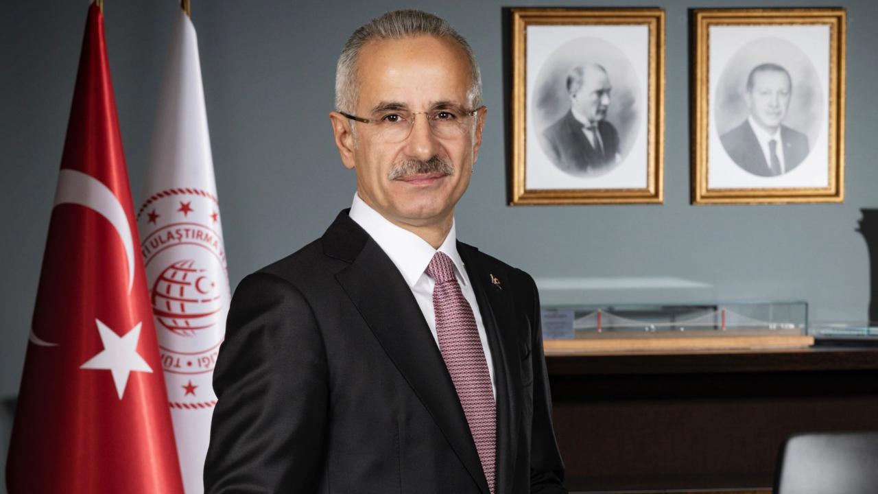 Bakan Uraloğlu, TRT Haber Kanalında Soruları Yanıtladı