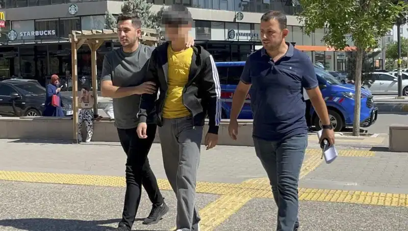 Kardeşler Arasındaki Tartışma Kanlı Biçimde Sonlandı: Bıçaklama Olayı