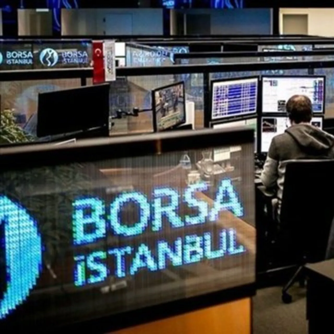 Borsa Günü Düşüşle Tamamladı: Yatırımcılar Temkinli