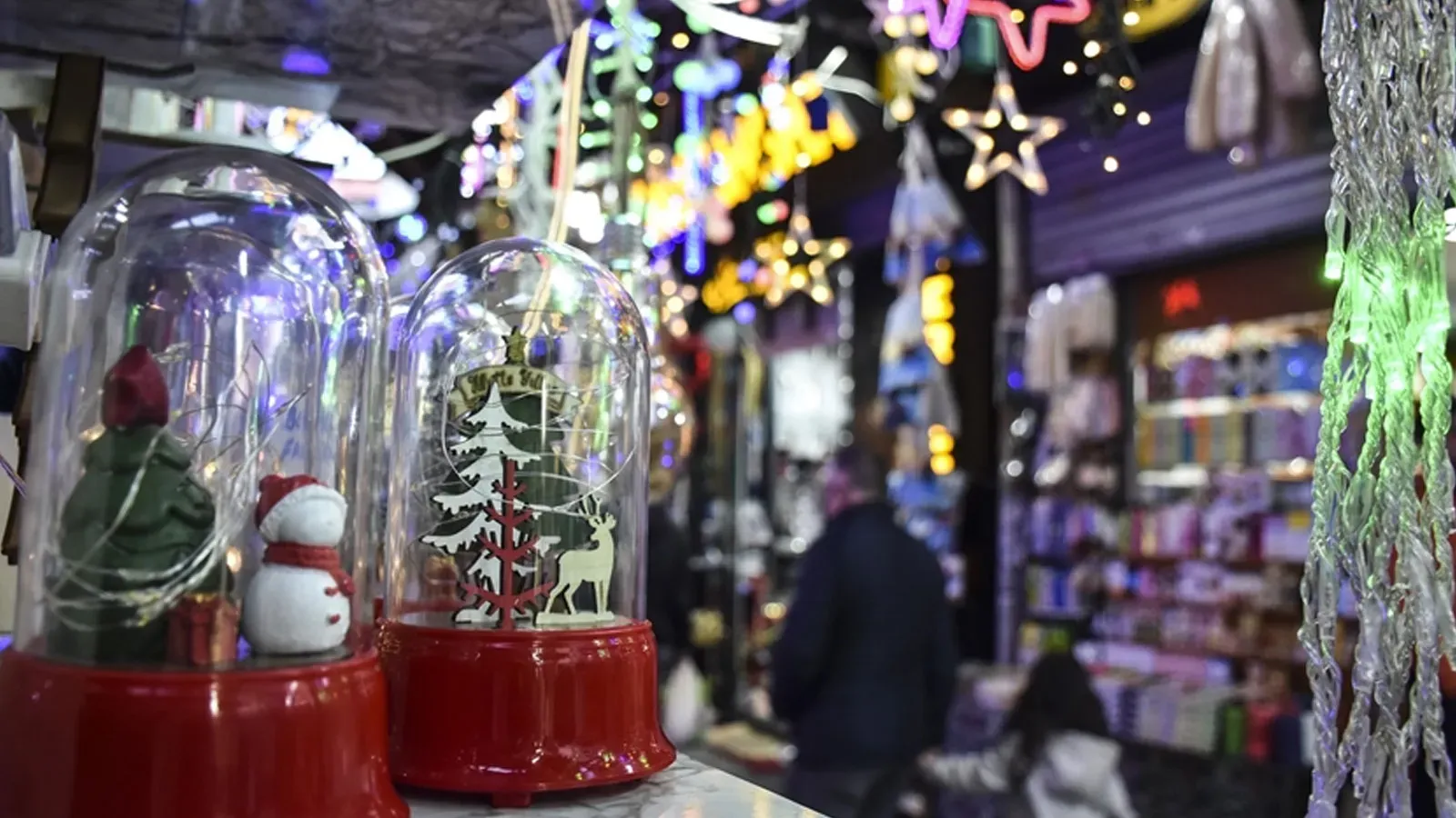 Yılbaşı Alışveriş Heyecanı Başladı: Perakendede Hareketlilik Artıyor