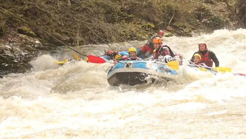 Rafting Tutkunları İçin Cennet: Debi Artışı Bölgede Nefes Kestiriyor
