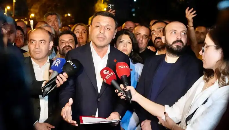 CHP İstanbul İl Başkanı Özgür Çelik, Savcılığa İfade Verdi