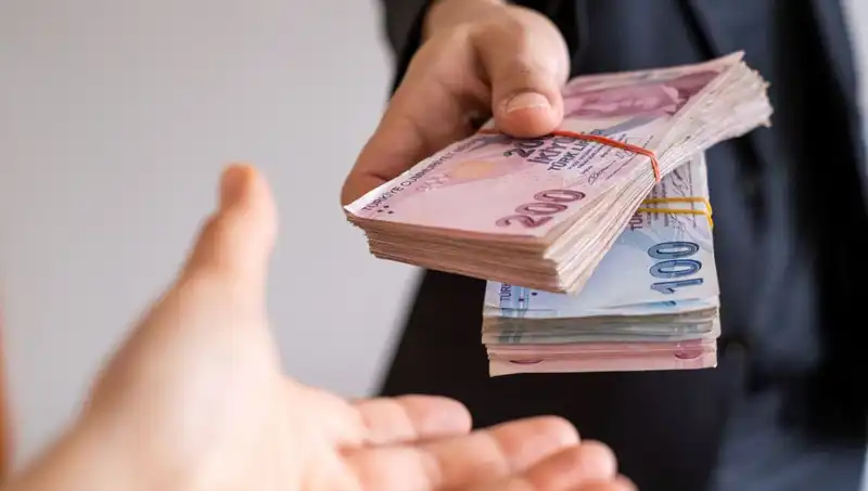 2025'te Faiziz Kredi Veren Bankalar: Hangi Bankalar, Ne Kadar Sunuyor?