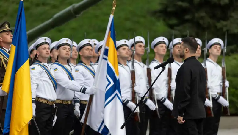Ukrayna'nın Bağımsızlık Günü'nde Zelenski'nin Okuduğu Gösterişli Mektuplar