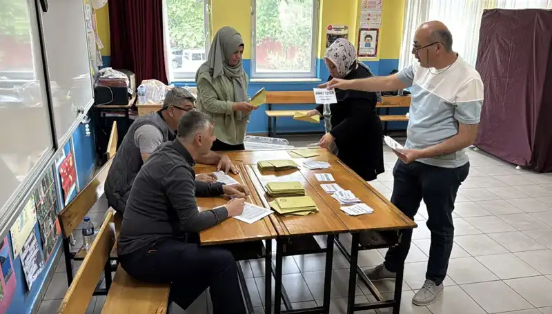 İstanbul'da 405 Mahalle ve Köyde Ara Seçim: Yeni Muhtarlar Belirlendi