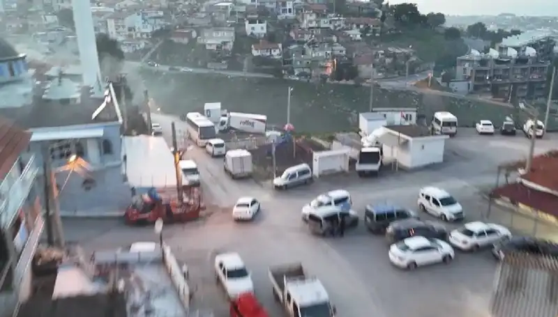 İzmir'de Türlü Operasyonlarla 99 Gözaltı, Suçlulara Geçit Yok!