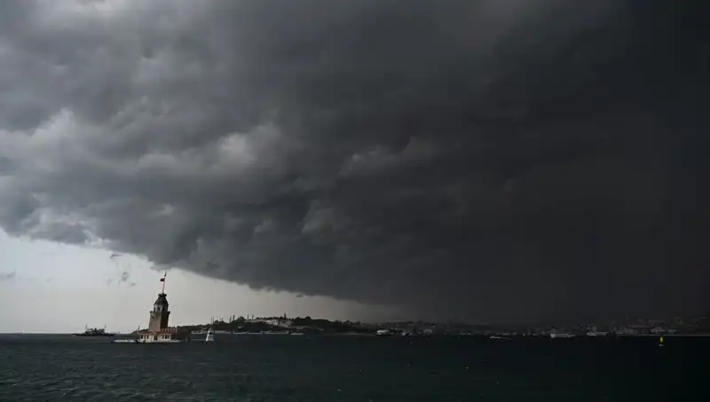 Bu Hafta İstanbul'da Sağanak ve Soğuk Hava Etkili Olacak