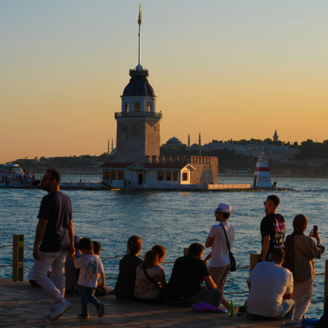 Hafta Sonu Hava Nasıl Olacak? Yaz Geri Geliyor