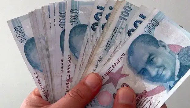 Emeklilerin Gözdesi: Ramazan Bayramı İkramiyesi 2025 Ne Zaman Yatacak?