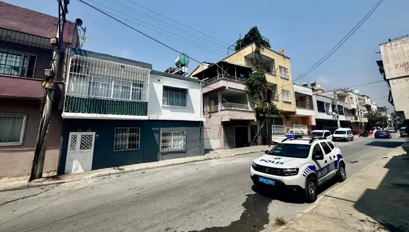 Anne Kızın Ölü Bulunması Şehri Sarstı: Silah Sesleri Polisi Harekete Geçirdi