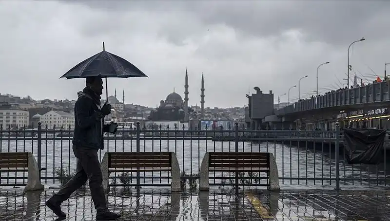 İstanbul’da Bahar Havası Yerini Soğuk Kışa Bırakıyor: Yağmur ve Kar Geliyor