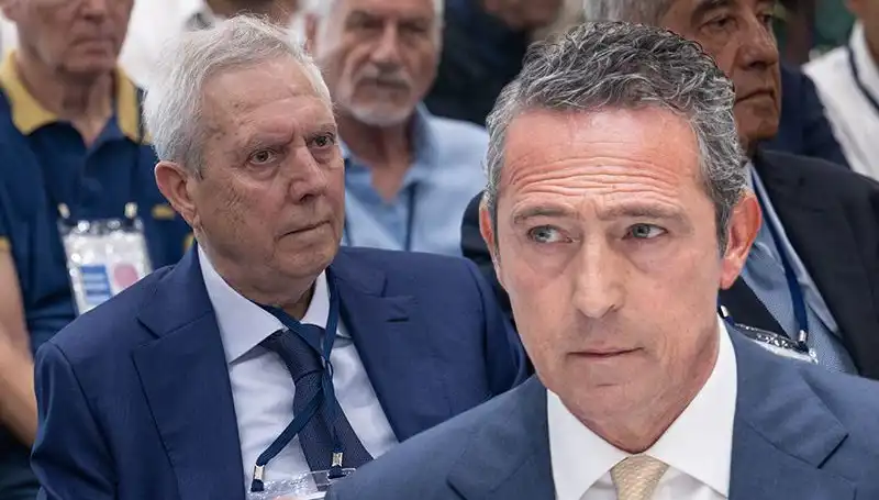 Fenerbahçe Divan Kurulu’nda Duygusal Gerilim: Aziz Yıldırım’dan Adaylık Sinyali