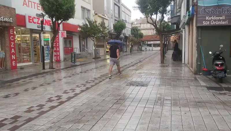 Kırklareli'de Sağanak Yağışlarla Gelen Doğa Mucizeleri ve Tehlikeleri