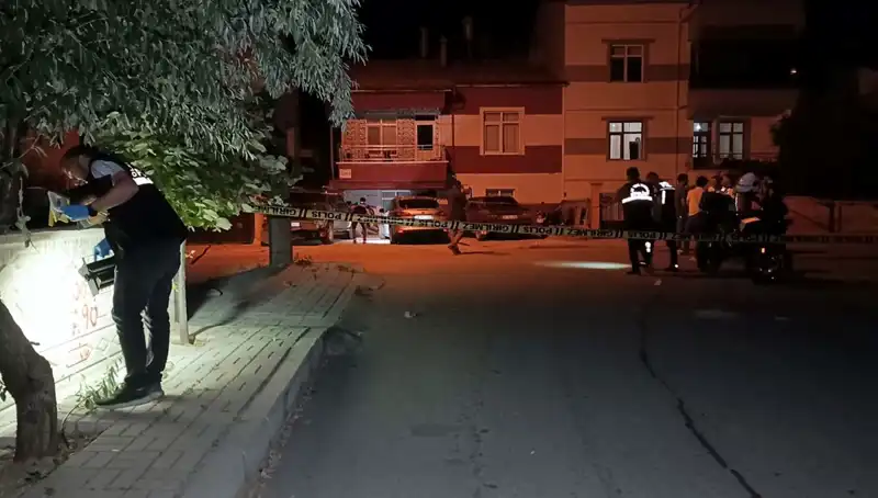 Karaman'da Korkunç Olay: Kız Arkadaşıyla Tartışan Genç, Dehşet Saçtı