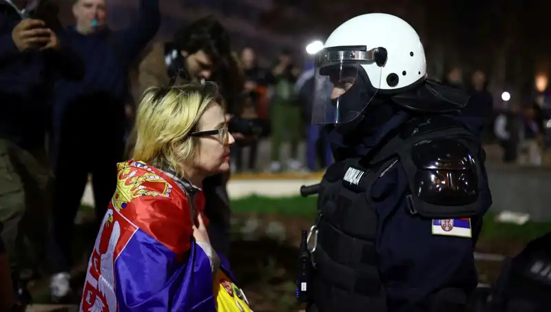 Sırbistan’da Yasaklı Sonik Silah Kullanımı: Protestocular Tepki Gösteriyor