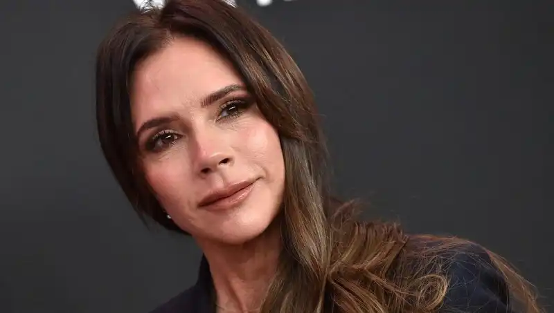 Victoria Beckham'ın Gençlik Sırrı: Günde 3-4 Adet Ürün Tüketiyor!