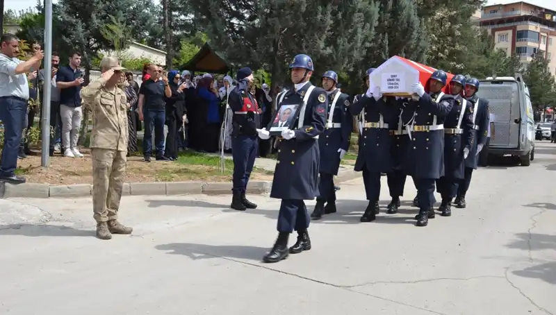 Şehit Gözyaşlarıyla Uğurlandı: Vatanseverliğin En Derin İfadesi