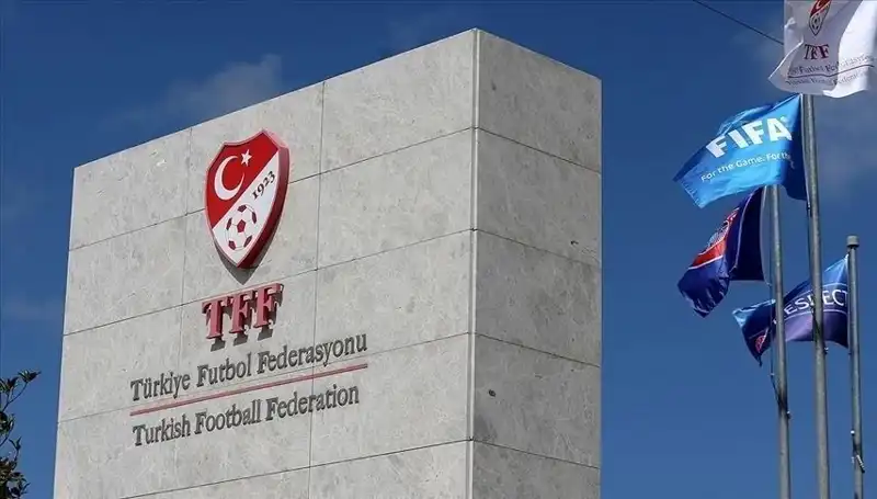 Türkiye’nin Profesyonel Futbolunda Şok Gelişme: Takım Sayısı Düşüyor!
