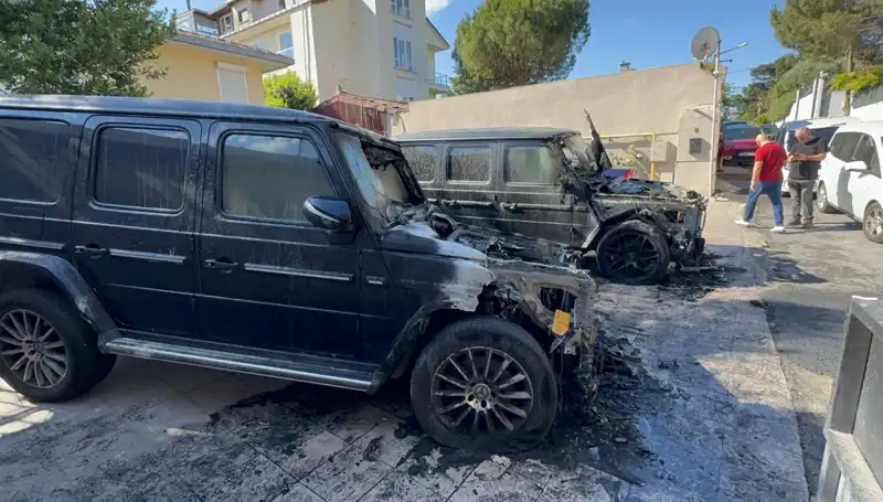 İş Dünyasında Şok! 30 Milyon Liralık Lüks Cipler Alev Alev Yandı