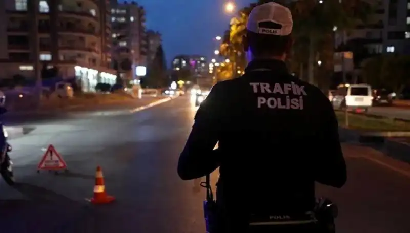 İstanbul'da İki Sürücüye Sosyal Medyadan 53 Bin Lira Ceza Kesildi!